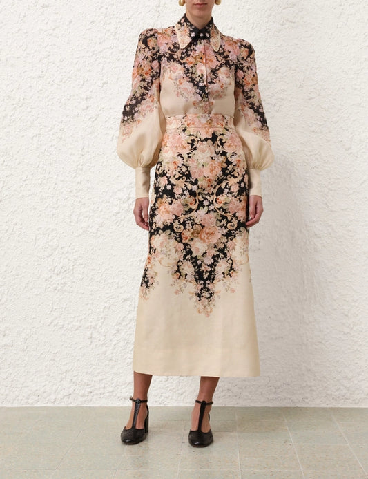 Illustration Body Shirt & Skirt Set