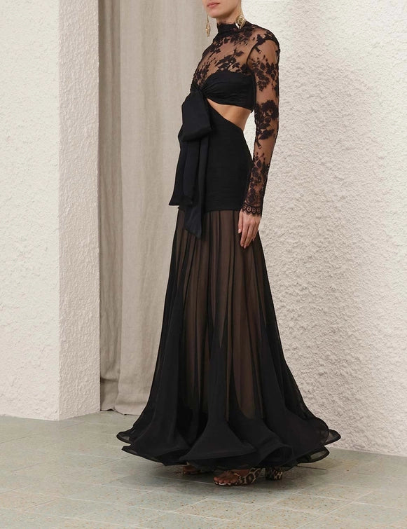 Illustration Flounce Gown